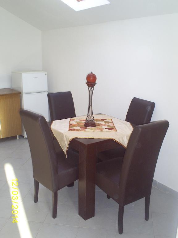 Apartmani Dado Ulcinj Chambre photo